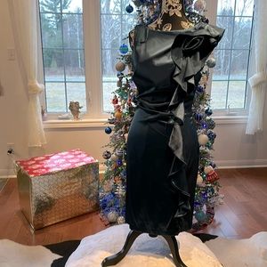 Le chateau size M emerald Green Party dress🎄